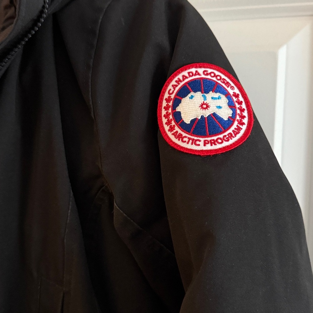 Canada Goose Black Fur Hooded Jacket - Picture 2 of 6
